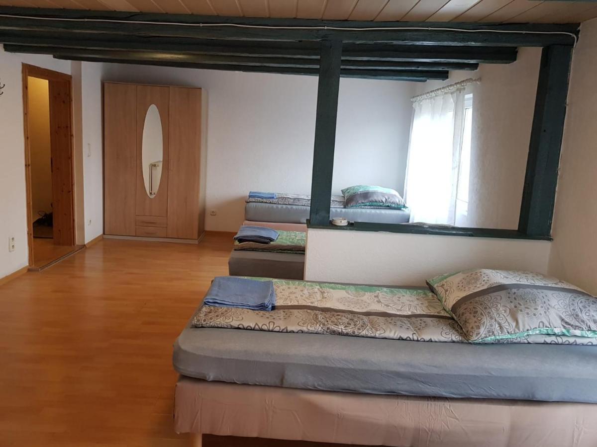 Lmi Haus & Urlaub Monteurwohnungen 2 Münsingen Buitenkant foto