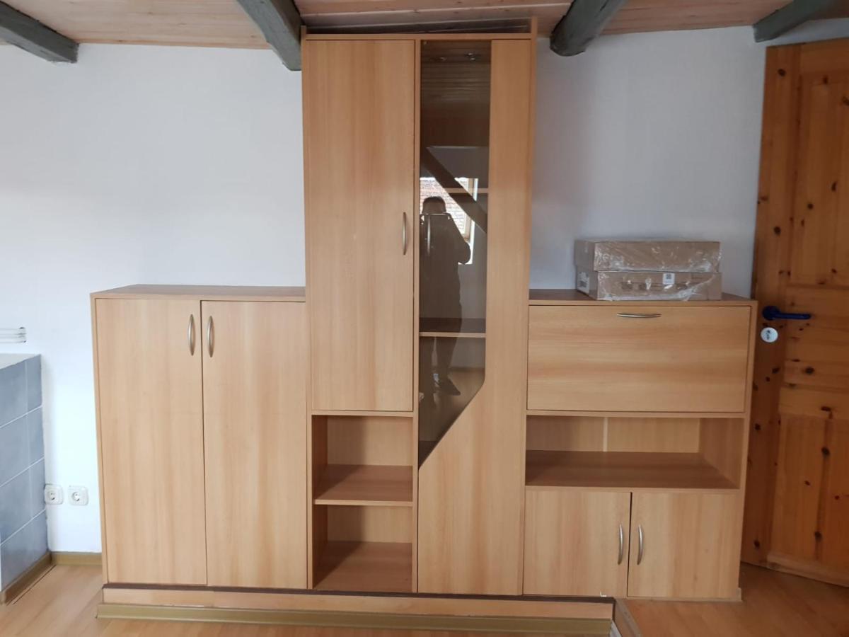Lmi Haus & Urlaub Monteurwohnungen 2 Münsingen Buitenkant foto