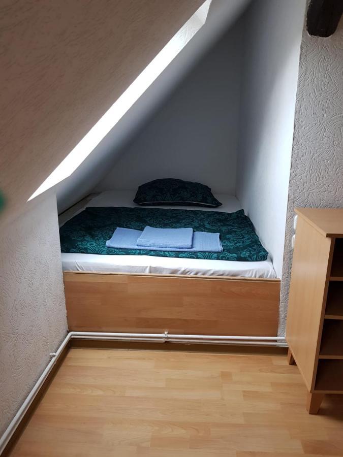 Lmi Haus & Urlaub Monteurwohnungen 2 Münsingen Buitenkant foto